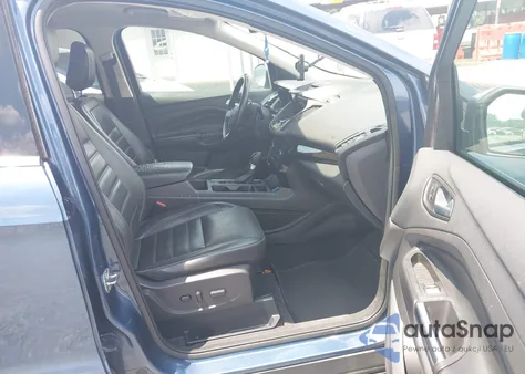 2018 Ford Escape Titanium из США, поврежденный, VIN 1FMCU0J9XJUC44694